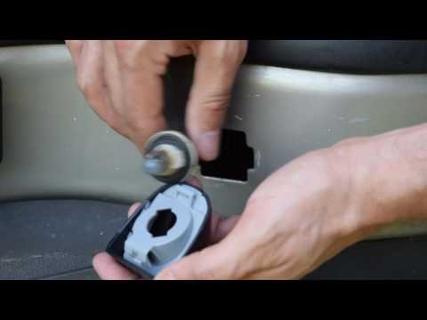 Chevy/GMC Truck/SUV license plate light lens replacement
