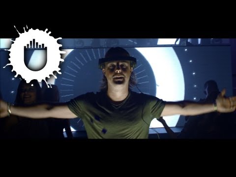 Axwell - Center Of The Universe (Official Video)