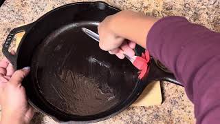 How to season cast iron skillet for the first time