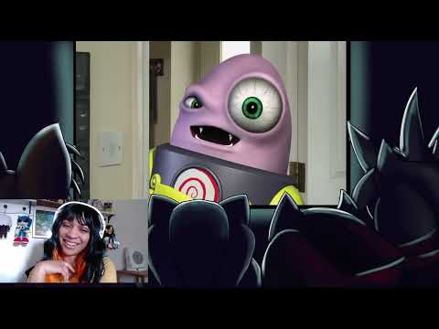 Vixen Reacts :The Stupid World of Portable Crash Bandicoot Games : Caddicarus