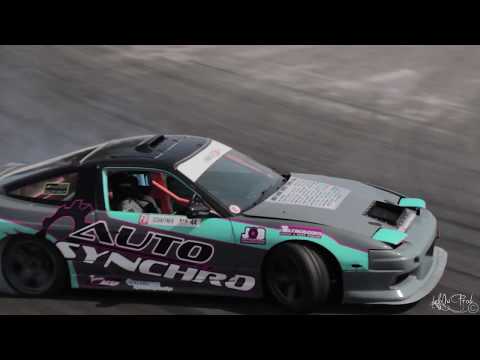 Simon Shaffner Leading Jonathan Thiffault - Formula Drift Canada World 2015