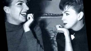 Judy Garland &amp; Liza Minnelli  - The Battle Hymn of the Republic (Live at the London Palladium, 1964)