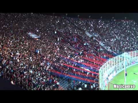 "San Lorenzo 1 Gremio 0 Recibimiento (2 cámaras) Este sentimiento nadie lo comprende..." Barra: La Gloriosa Butteler • Club: San Lorenzo • País: Argentina