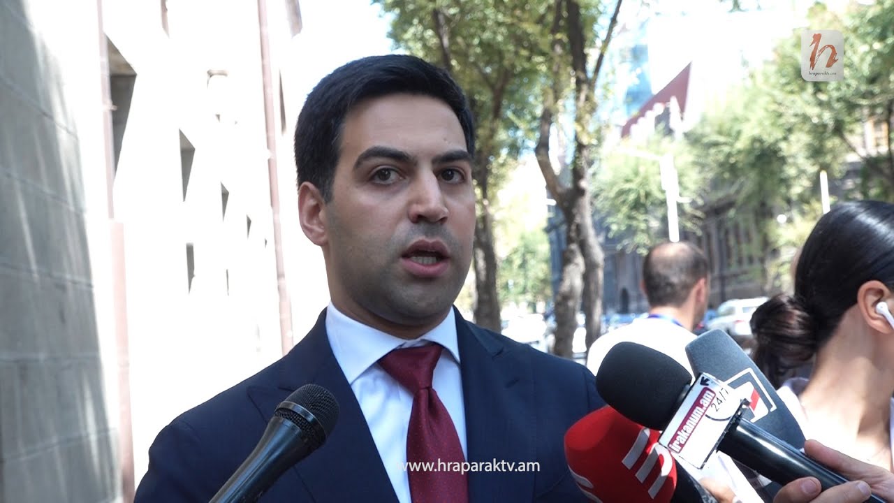 Պաշտոնյան խնդիրը լուծելու ունակություն պիտի ունենա․ Բադասյանը՝ առեւտրականներին