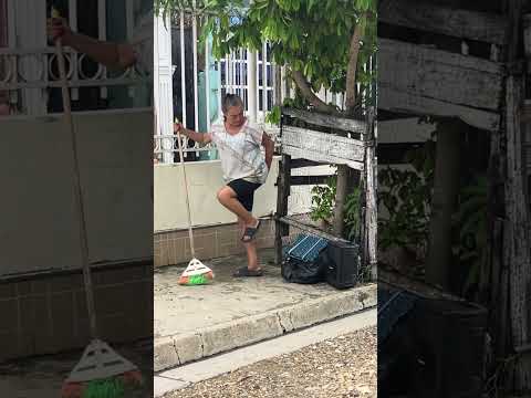 Me pe0 sola #viralshort #funny #comedy #prank #broma