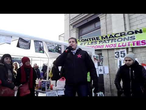 La Compagnie Jolie Môme soutient les grévistes d'H.Reinier-ONET. Manifestation du 9/12 à St Denis
