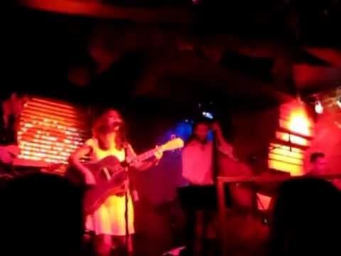 Felicia & The Milky Way   Club Moe   24 11 2012