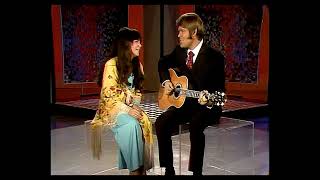 Linda Ronstadt &amp; Glen Campbell (live performance in Stereo) -  Carolina On My Mind (1971)