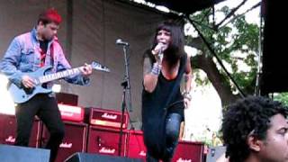 Sleigh Bells - Treats - Live at Pitchfork 2010 Music Festival