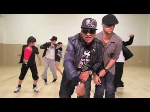 A REPARTIRSE (VIDEO OFICIAL)(OFFICIAL VIDEO) GUELOSTAR ft: JAYKO "EL PROTOTIPO"