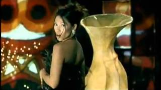ANGGUN  ÊTRE UNE FEMME OFFICIAL)