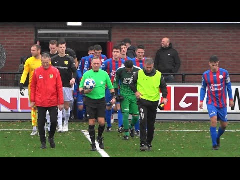 Voor aanvang VVA Achterberg - vv VRC Veenendaal.