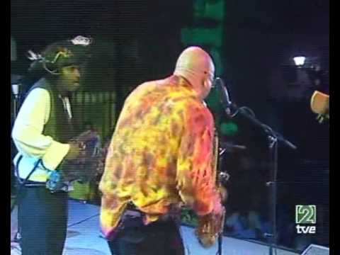 Victor Wooten bass and sax with Bela Fleck