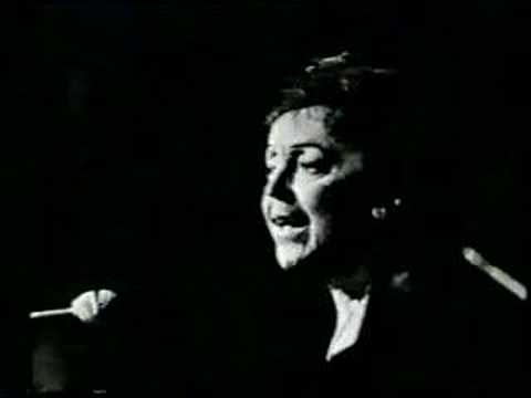 Edith Piaf sings 