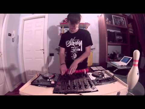 CRAZY MASHUP!! Hardwell vs Icona Pop:i love jumper