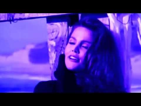 Belinda Carlisle - Circle in the sand