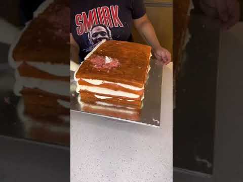 SMOKEABLE CAKE ?! PT. 1