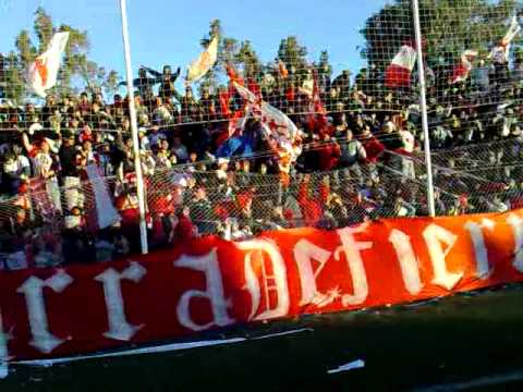 "huracan de comodoro campeon" Barra: Barra de Fierro &bull; Club: Huracán de Comodoro