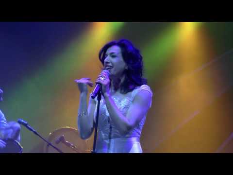 Video thumbnail for Tzipor Al Gag - ציפור על גג