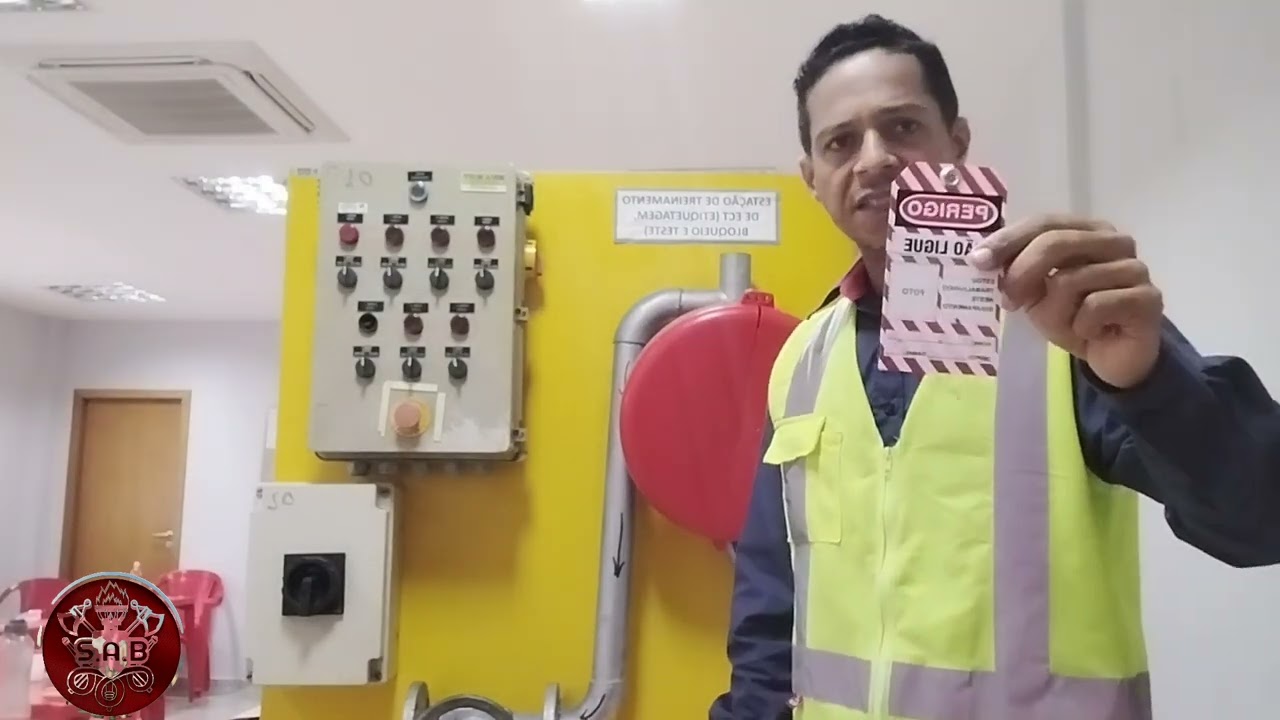 NR-12 BLOQUEIO E ETIQUETAGEM