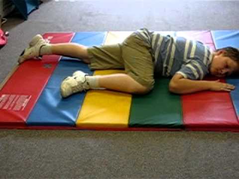 Asymmetrical Tonic Neck Reflex (ATNR): "The Robot"