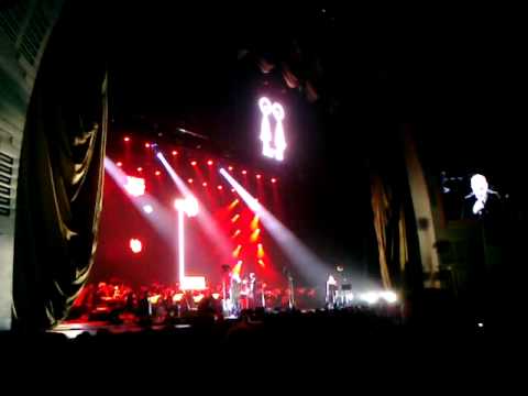 Peter Gabriel - Snippet of The Book of Love (The Magnetic Fields)