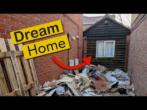I Turned My Shed into a Cozy Tiny Home (time lapse)