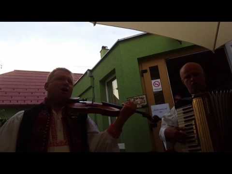 Folkduoplus a Róbert Puškár .Sokole holube- Ej hop hop hop- Oči, oči