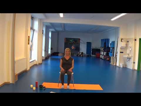 Pfingstspecial: Yoga auf/mit dem Stuhl und Petra