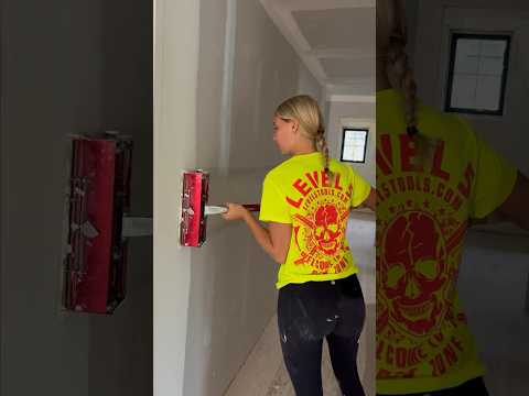 Rockin' the LEVEL5 Flat Box for that smooth & steady finish🔥