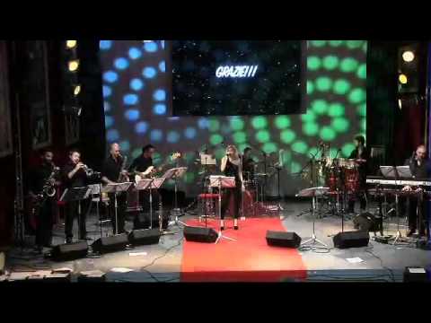 Flavio Insinna - It Had Better Be Tonight  - "Per Favore Parlate al Conducente" Rai.tv