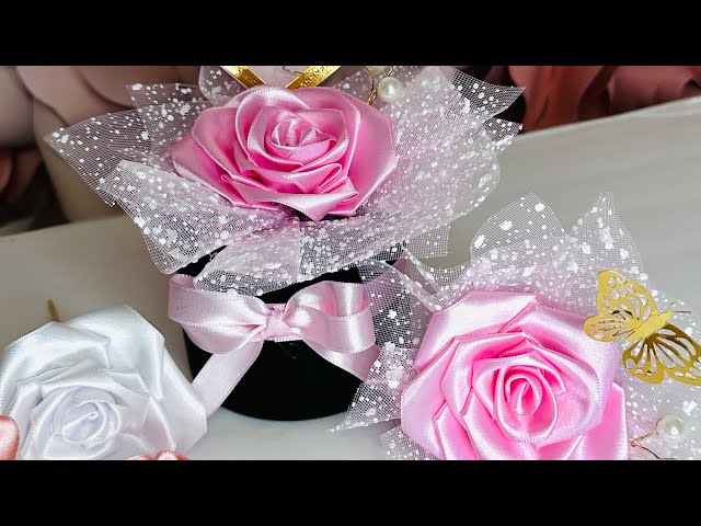 Vídeo relacionado con Yamonic Rosa Eterna Regalos para Mujer, Rosa Preservada con Tallo Regalo Dia de la Madre Regalo Cumpleaños Mujer, Flores Preservadas Regalos Madre, Rosa Eterna Natural Preservada Regalo San Valentín