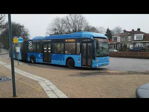 Van Hool 4635 vertrekt als lijn 70 van Steenwijk naar Zwartsluis