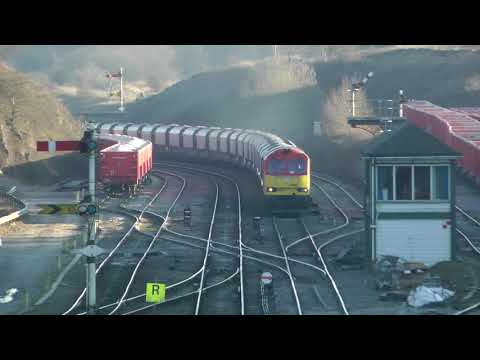 60039'Tunstead Lostock works LWB HC DB stonewaggons past Peak Forest SB 27'2'19