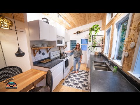 Woman Blacksmiths DIY Tiny House - Incredible Design W/ Custom Art