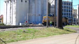 preview picture of video 'Union Pacific SD60M nos.  2454 and 2429 at Salina, Kansas on October 5, 2013'