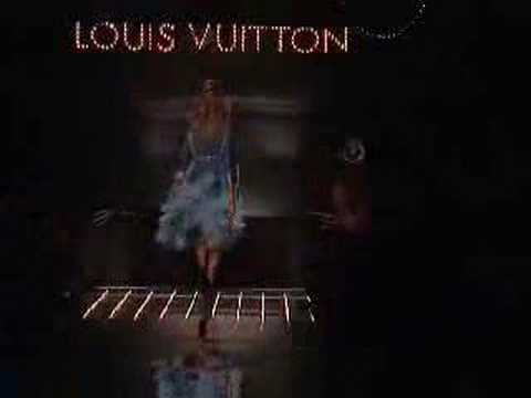 Daria Werbowy at Louis Vuitton Spring/Summer 2005