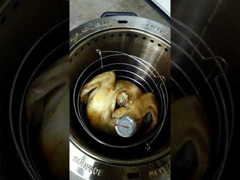 How to cook a Turkey in The Big Easy cooker