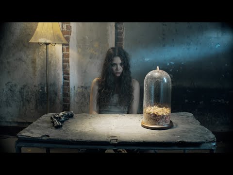 Alexa Melo | Bleach (Official Music Video)