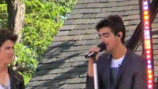 The Jonas Brothers Sing "PLEASE BE MINE!" (BOP & TIGER BEAT)