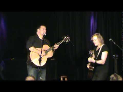 Jimmy Wahlsteen & Don Ross - Shifts of attention- live in Toronto / Hugh´s room