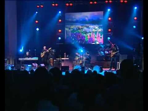 TAVITJAN BROTHERS IN UNIVERSAL HALL