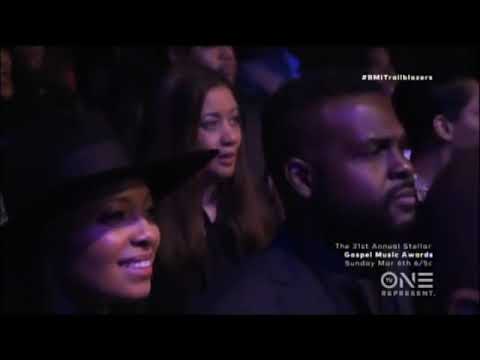 Tasha Cobbs and Kierra Sheard - Can't Give Up Now