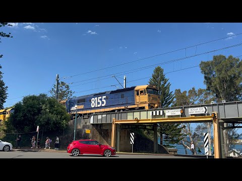 Pacific National Grain Train Entering Kiama NSW - 11-12-2022