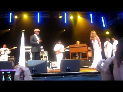 Big Ol Game - Joss Stone & Raphael Saadiq (Stockholm Jazzfestival 09)