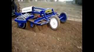 preview picture of video 'Hydraulic Disc Harrow'