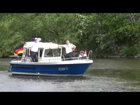 Leichenfund: Polizei taucht in der Fulda nach Spuren