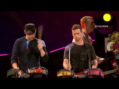 "Hymn for the Weekend" - Coldplay Live! (HD) Rose Bowl 2017