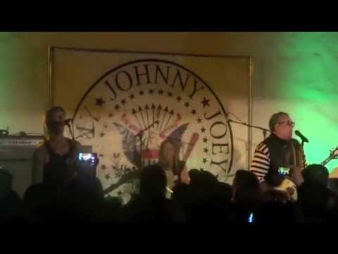Steve Jones, Duff McKagan - Judy is a Punk, Hollywood Forever Cemetery 08-24-2014