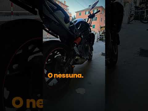 Noleggio Moto Genova: in Riviera con la Kawasaki ER6N